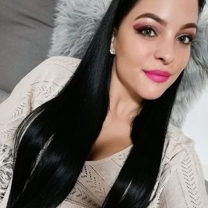 Meet your Posher, Alexandra